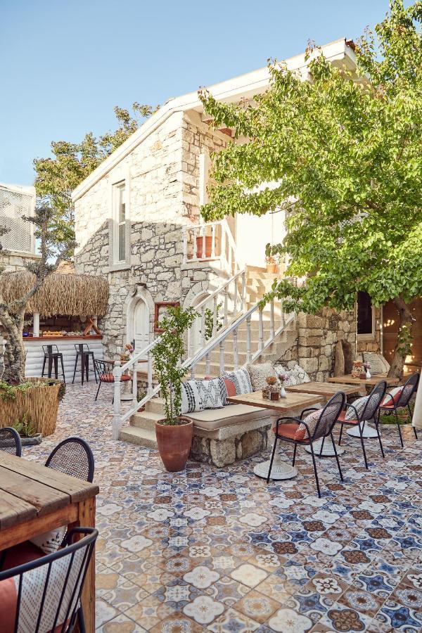 Morisi Avlu Hotel Alaçatı Buitenkant foto