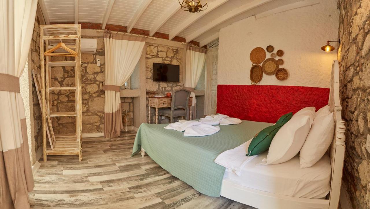 Morisi Avlu Hotel Alaçatı Buitenkant foto